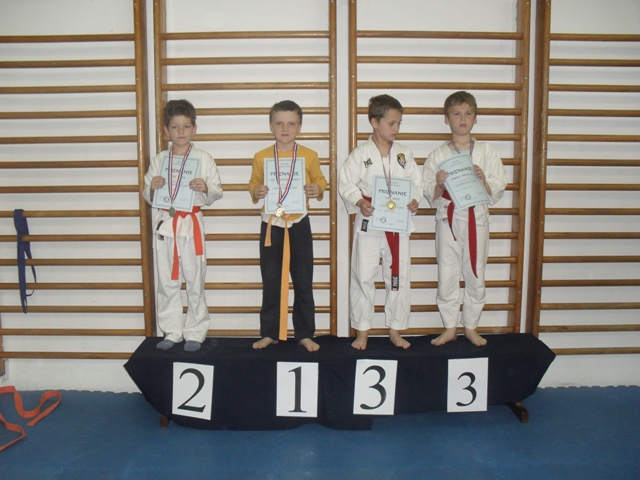 Iz galerije: Splitska karate liga 2012.