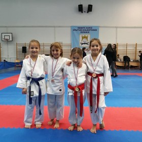 Sokolu najviše odličja na županijskom karate prvenstvu Splitsko-Dalmatinske županije
